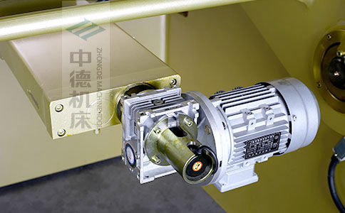 ZDS-1032后檔料減速電機(jī)，質(zhì)量好，模擬運(yùn)算定位速度快.jpg
